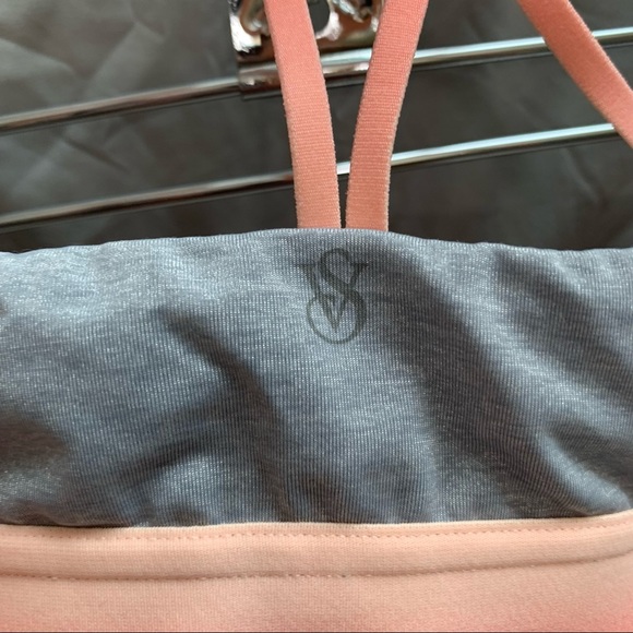 Victoria’s Secret High Neck Sports Bra Top - Picture 6 of 7